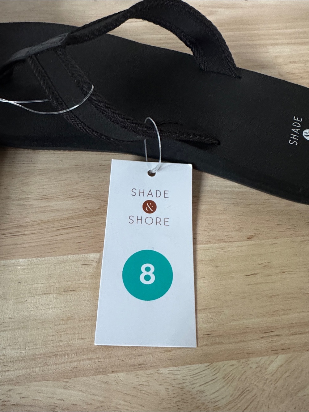 Shade & Shore Black Thong Flip Flops NWT - Picture 4 of 5